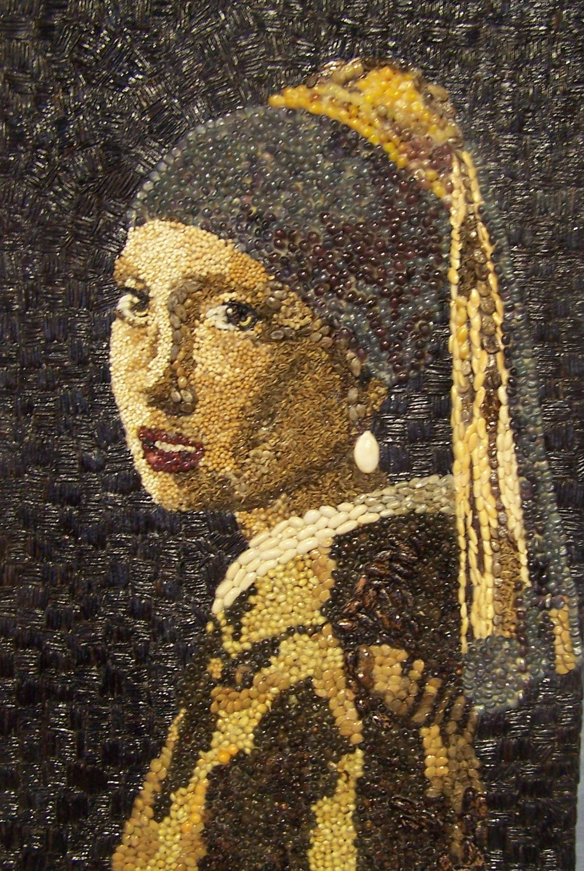 [Candy Weaver Girl With Pumpkin Seed Earring image]